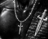 â. Dagger Necklace M