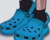 ✔ Crocs