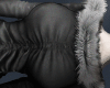 y̷ Black fur