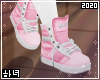 Kicks | Pink