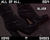 |< Alira! Boots!
