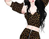 Jisoo Leopard Outfit