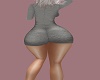 Latina hips+butt curves