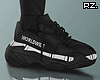 rz. G. Black Sneakers