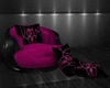 Kiss animated couch Pink