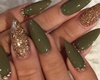 Nails + Rings Green Gold