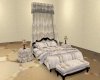 Victorain Canopy Bed Set