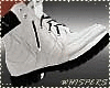 {R}Summer White sneaker.