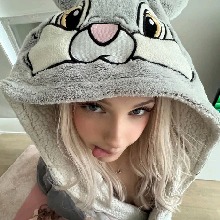 Guest_Aguustiina7