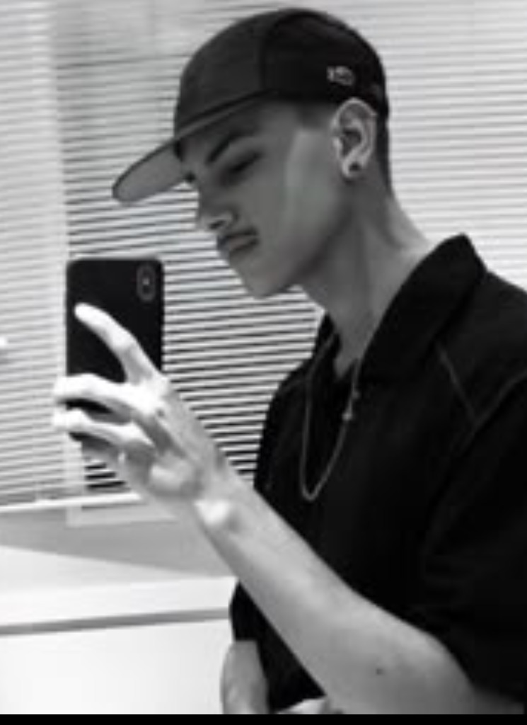 Guest_LucasDeno