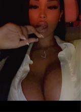 Guest_Leslieee03