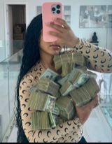 Guest_Malixbaddie