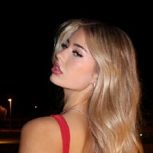 Guest_Mirella77889