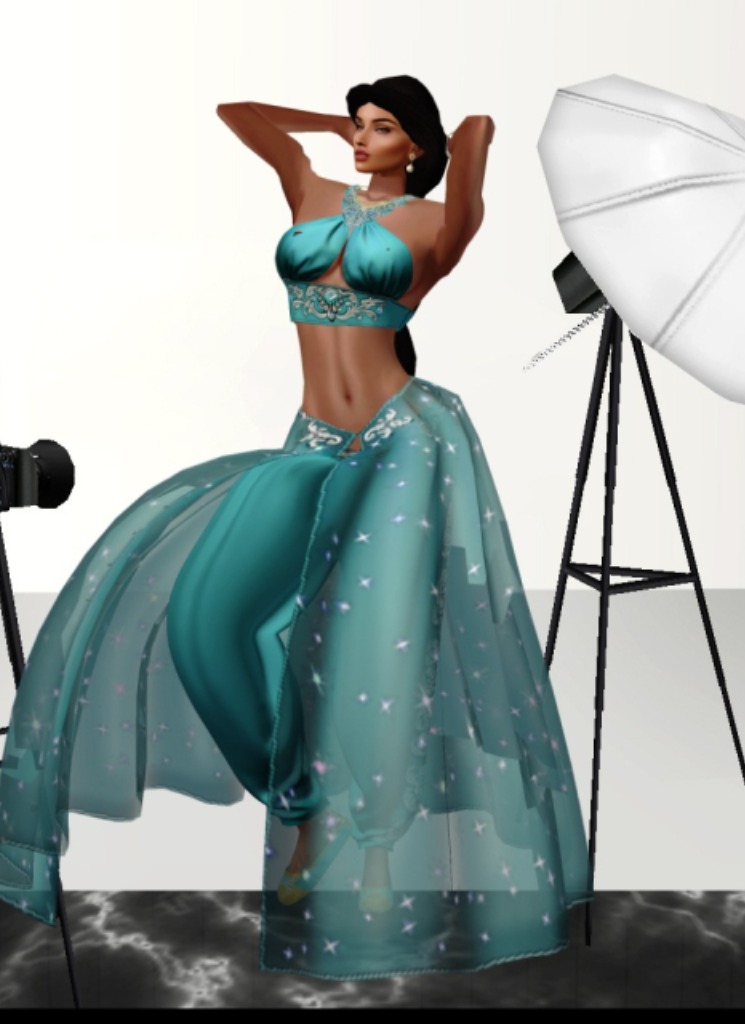 Guest_missevawolf1