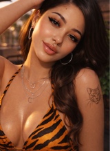 Viviane139185