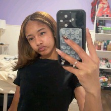 Guest_prettyblxssom2