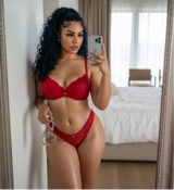 Guest_HoodQueen01