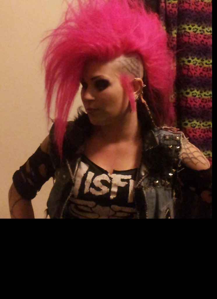 Guest_SabrinaSabrok