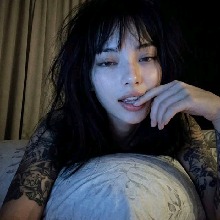 Guest_xLorenna1