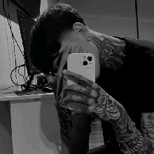 898x