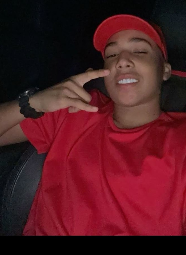 Guest_llucaPecinha