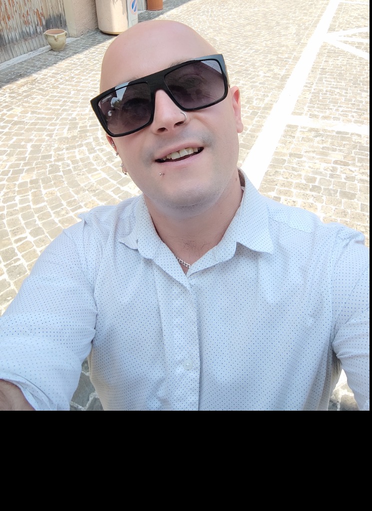 Guest_Daniele89