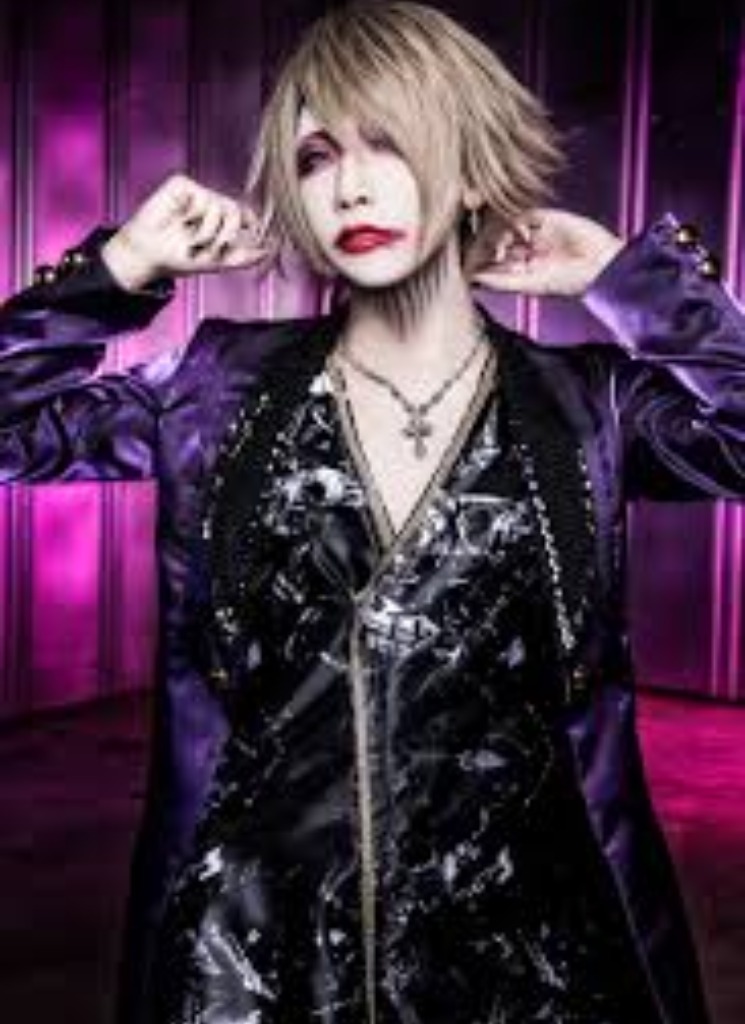 Canvas: rukithegazette10
