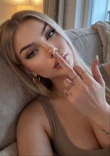 Guest_Auroracrass