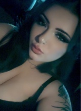 Guest_horrorqueenxD