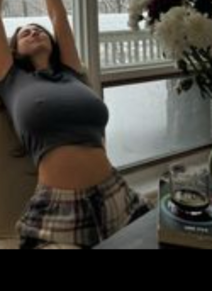 Guest_Scarlett136056