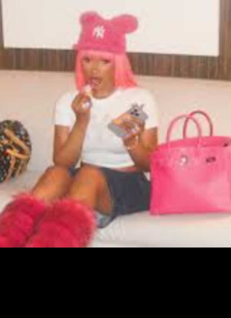 Guest_HelloKittyLoverForLi