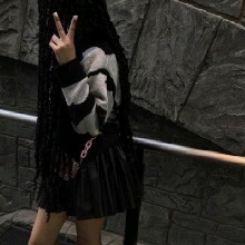 Guest_RiriRhianna1