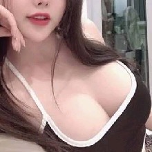 Guest_Emily83