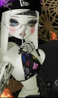 Guest_Emi151744