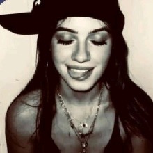 Guest_lualinsmedeiros2108