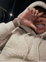 PLUGGMOE