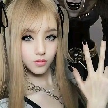 Guest_ElisaMuz