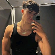 Guest_roxlightthulianp8424
