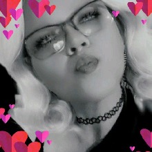 Guest_Smurffettiez